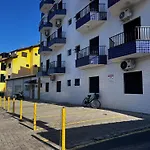 Flats Toninhas- Ubatuba