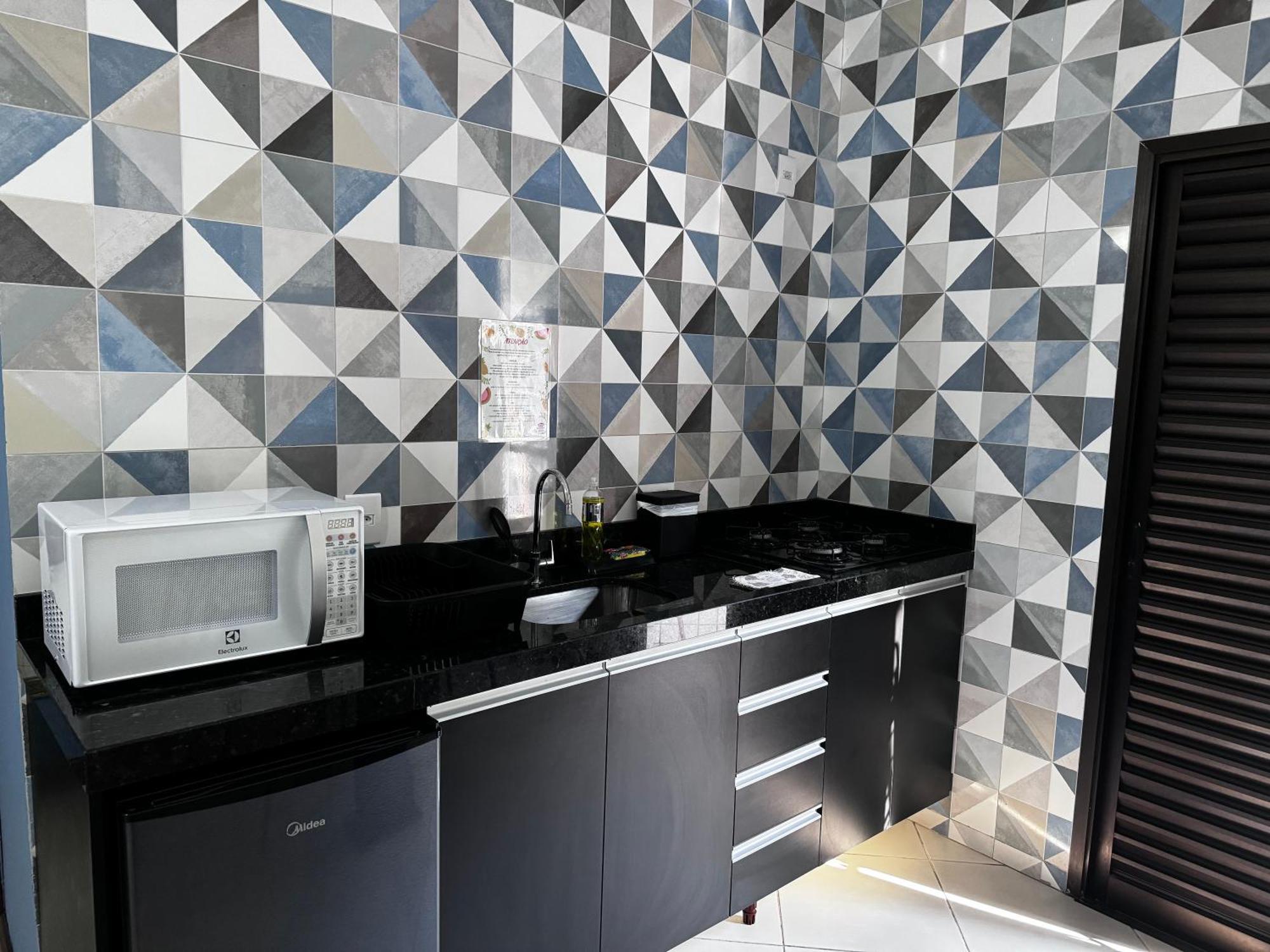 Apartamento Flats Toninhas- *